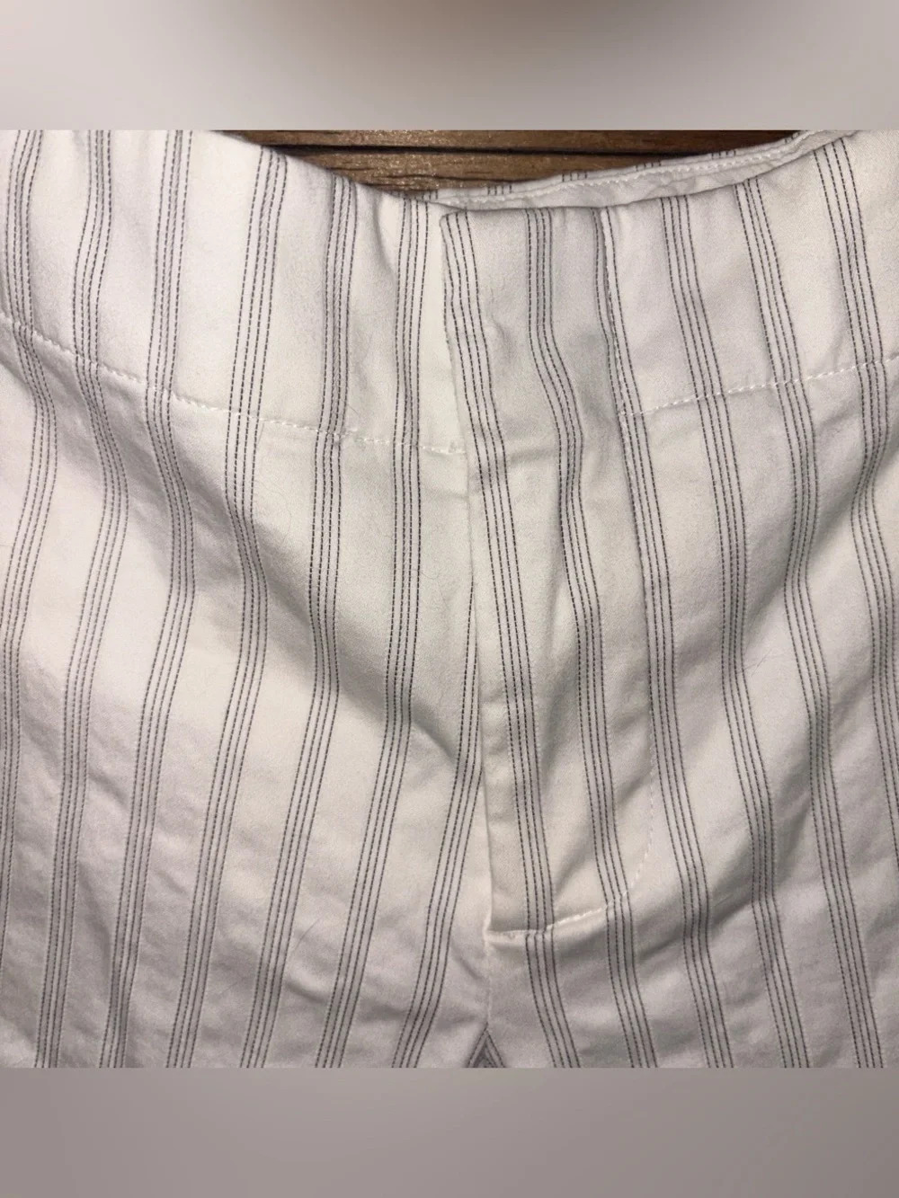 Banana Republic White and Gray Pinstripe Chinos - Picture 4 of 8